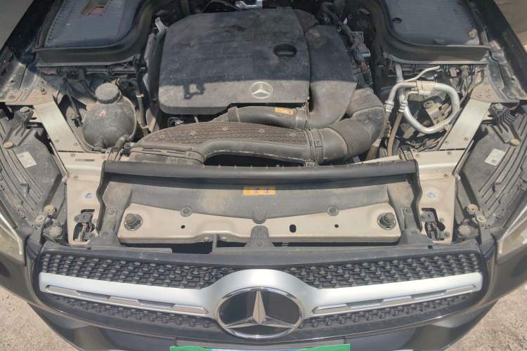Used Mercedes-Benz GLC 2020 Facelift GLC 260 L 4MATIC Luxury Edition Engine Bay