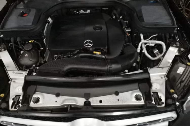 Used Mercedes-Benz GLC 2020 Facelifted GLC 260 L 4MATIC Dynamic Edition Engine Bay