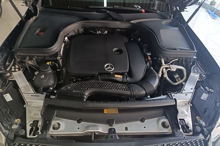 Used Mercedes-Benz GLC 2020 Facelift GLC 300 L 4MATIC Dynamic Edition Engine Bay