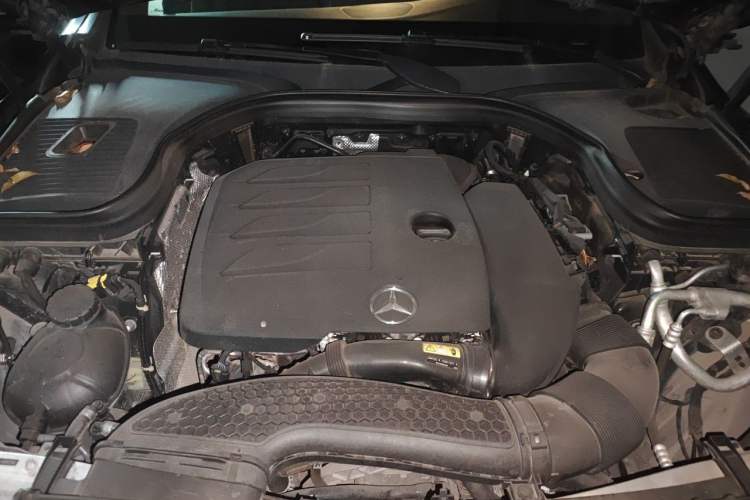 Used Mercedes-Benz GLC 2020 GLC 300 L 4MATIC Dynamic Edition Engine Bay