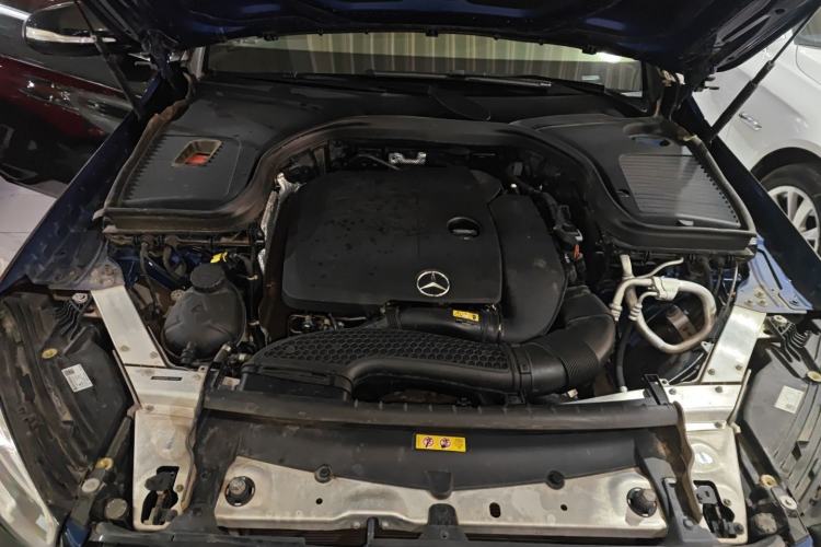 Used Mercedes-Benz GLC 2020 GLC 260 L 4MATIC Dynamic Model Engine Bay
