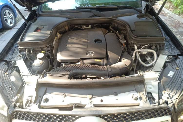 Used Mercedes-Benz GLC 2020 GLC 260 L 4MATIC Luxury Model Engine Bay