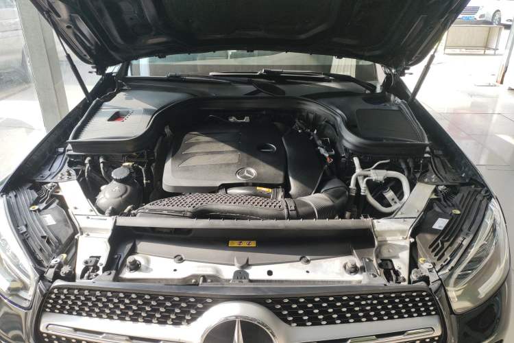 Used Mercedes-Benz GLC 2020 GLC 260 L 4MATIC Luxury Model Engine Bay