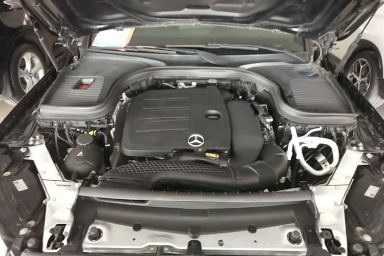 Used Mercedes-Benz GLC 2020 GLC 260 L 4MATIC Luxury Model Engine Bay
