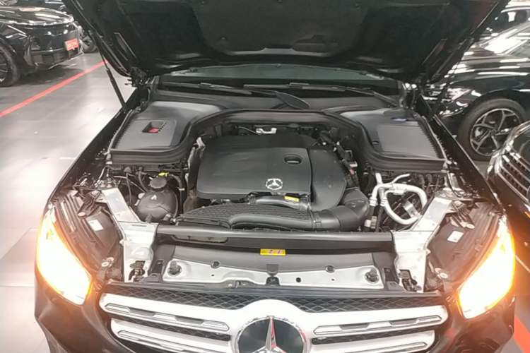 Used Mercedes-Benz GLC 2020 Facelifted GLC 260 L 4MATIC Dynamic Edition Engine Bay
