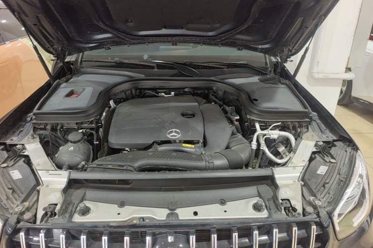 Used Mercedes-Benz GLC 2020 Facelifted GLC 260 L 4MATIC Dynamic Edition Engine Bay