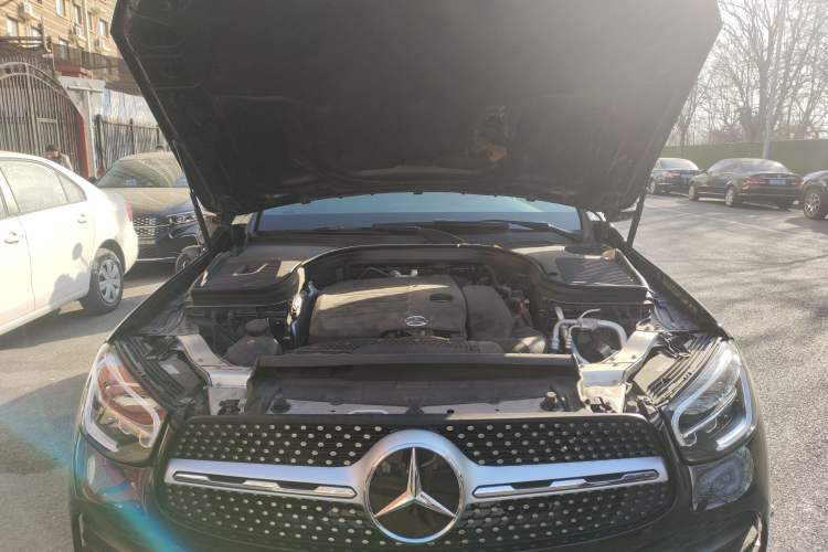 Used Mercedes-Benz GLC 2020 GLC 300 L 4MATIC Dynamic Edition Engine Bay