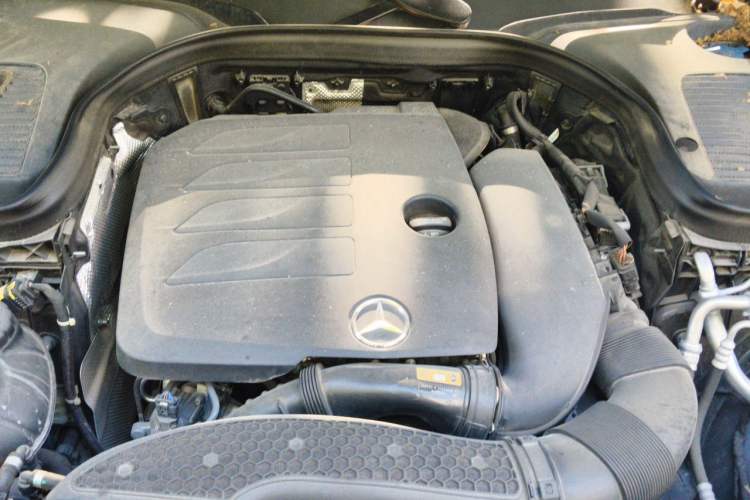 Used Mercedes-Benz GLC 2020 GLC 300 L 4MATIC Dynamic Edition Engine Bay