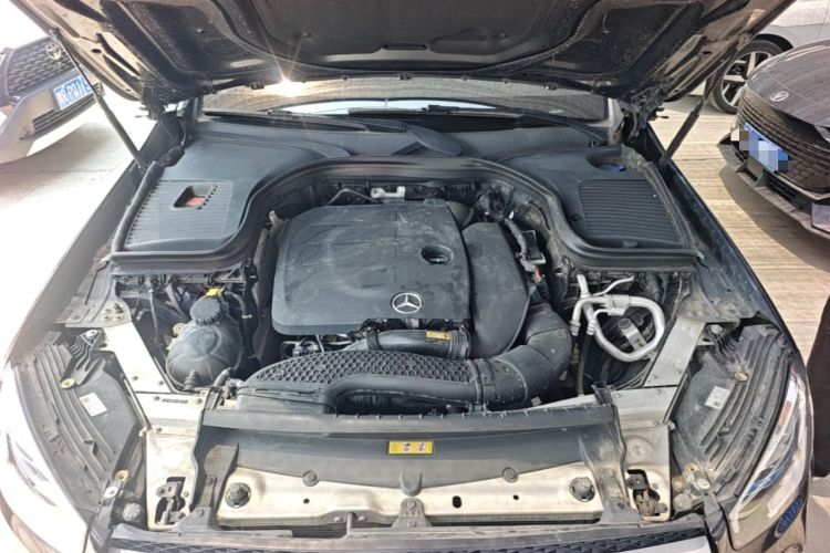 Used Mercedes-Benz GLC 2020 GLC 260 L 4MATIC Dynamic Model Engine Bay