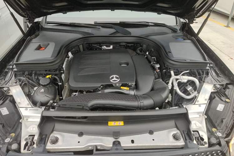Used Mercedes-Benz GLC 2020 Facelift GLC 300 L 4MATIC Dynamic Edition Engine Bay