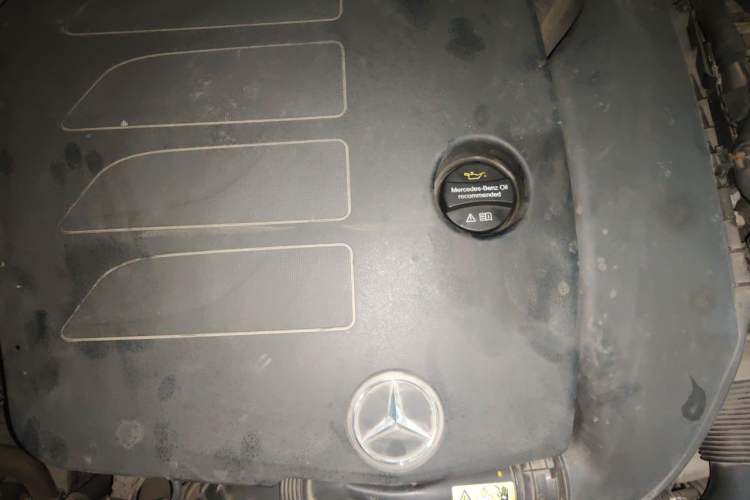 Used Mercedes-Benz GLC 2020 GLC 300 L 4MATIC Dynamic Edition Engine Bay