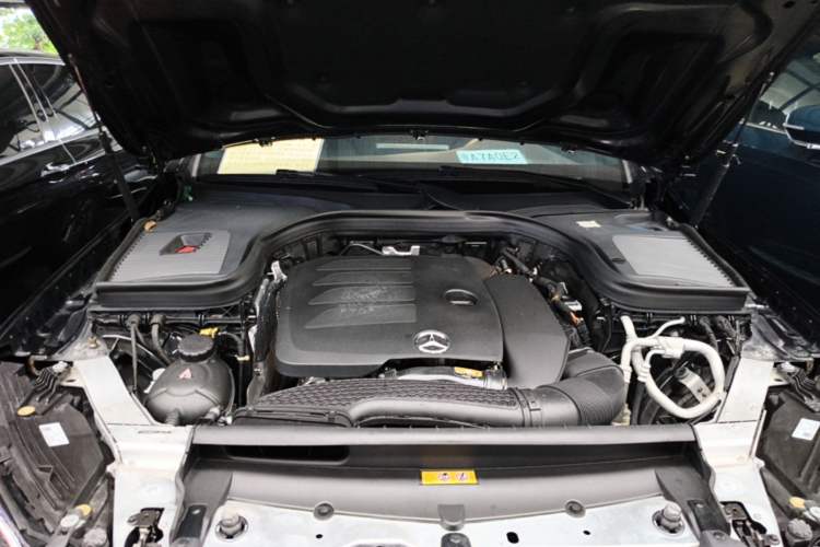 Used Mercedes-Benz GLC 2020 GLC 260 L 4MATIC Luxury Model Engine Bay