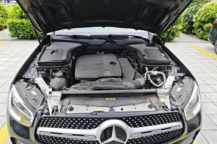 Used Mercedes-Benz GLC 2020 GLC 300 L 4MATIC Dynamic Edition Engine Bay