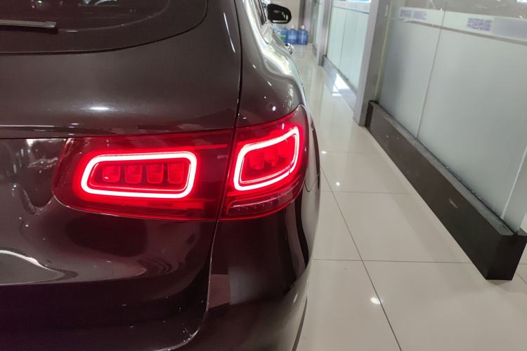 Used Mercedes-Benz GLC 2020 GLC 260 L 4MATIC Luxury Model Exterior 1