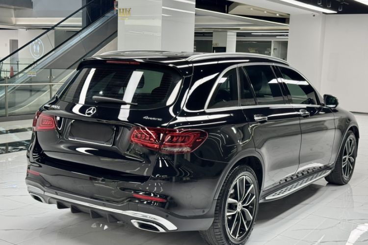 Used Mercedes-Benz GLC 2020 Facelift GLC 300 L 4MATIC Dynamic Edition Exterior 1