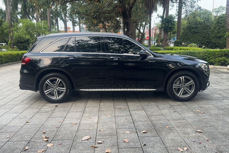 Used Mercedes-Benz GLC 2020 GLC 260 L 4MATIC Luxury Model Exterior 1