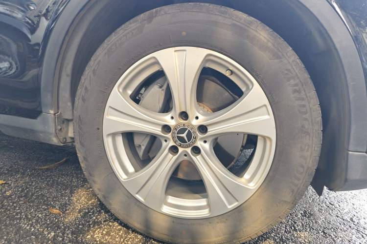 Used Mercedes-Benz GLC 2020 Facelifted GLC 260 L 4MATIC Dynamic Edition Exterior 1