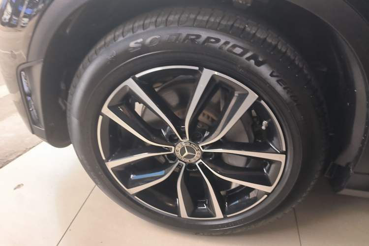 Used Mercedes-Benz GLC 2020 GLC 260 L 4MATIC Luxury Model Exterior 1
