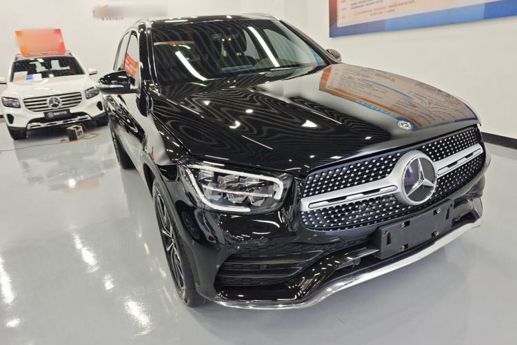 Used Mercedes-Benz GLC 2020 Facelift GLC 260 L 4MATIC Luxury Edition Exterior 1