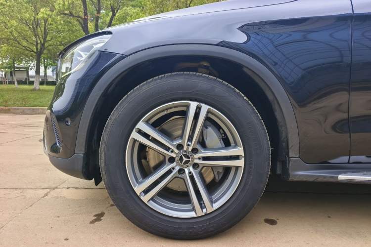 Used Mercedes-Benz GLC 2020 Facelifted GLC 260 L 4MATIC Dynamic Edition Exterior 10