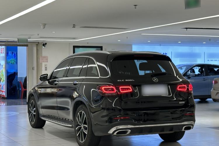 Used Mercedes-Benz GLC 2020 GLC 300 L 4MATIC Dynamic Edition Exterior 2