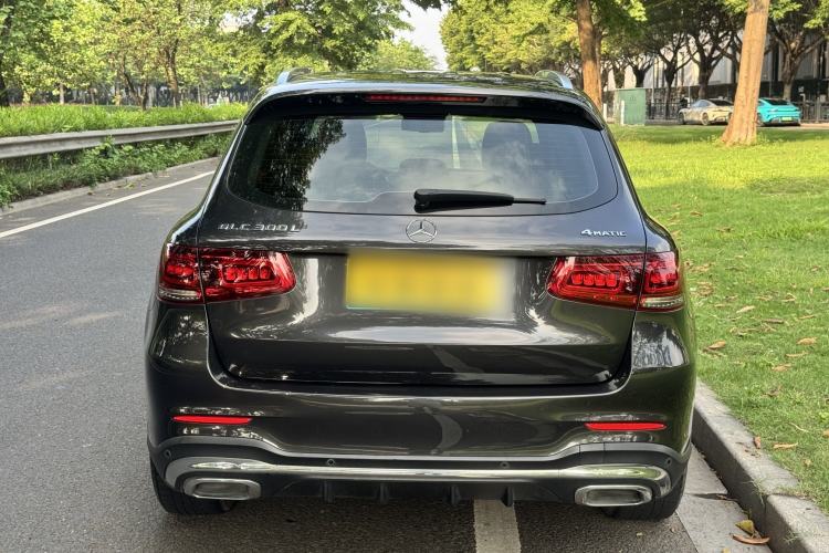 Used Mercedes-Benz GLC 2020 Facelift GLC 300 L 4MATIC Dynamic Edition Exterior 2