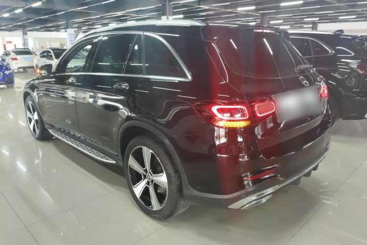 Used Mercedes-Benz GLC 2020 GLC 300 L 4MATIC Luxury Model Exterior 2