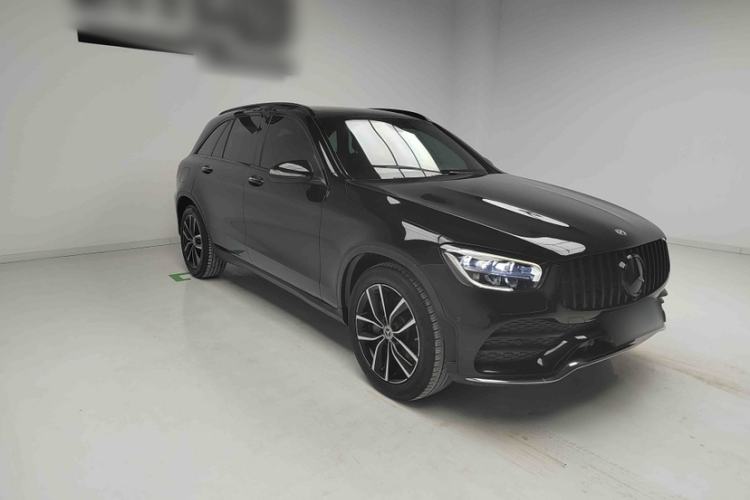 Used Mercedes-Benz GLC 2020 Facelift GLC 260 L 4MATIC Luxury Edition Exterior 2