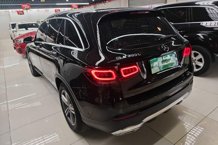 Used Mercedes-Benz GLC 2020 Facelifted GLC 260 L 4MATIC Dynamic Edition Exterior 2