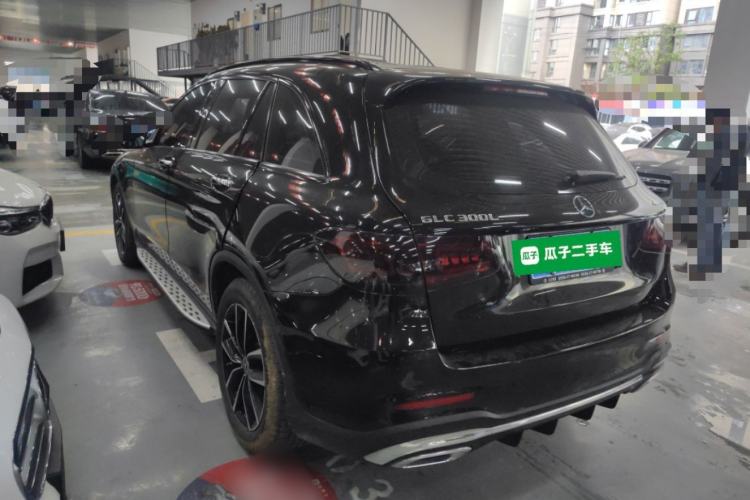 Used Mercedes-Benz GLC 2020 Facelift GLC 300 L 4MATIC Dynamic Edition Exterior 2