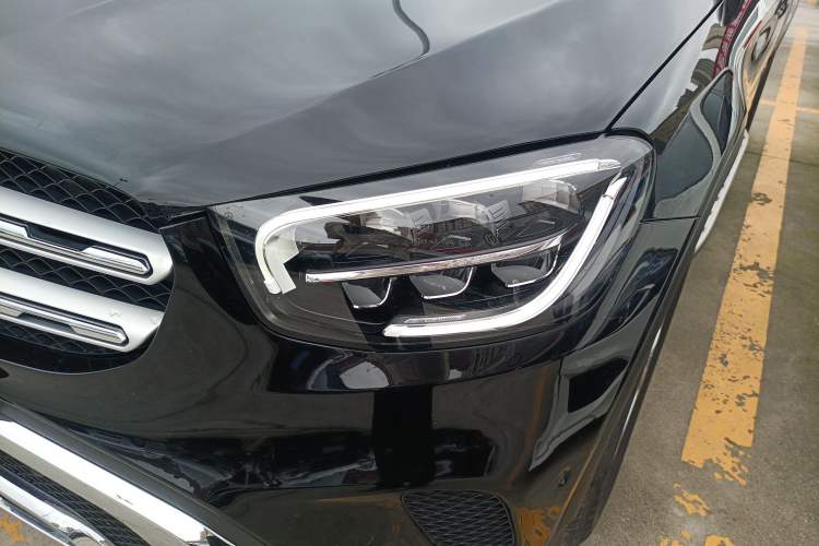 Used Mercedes-Benz GLC 2020 GLC 260 L 4MATIC Dynamic Model Exterior 2
