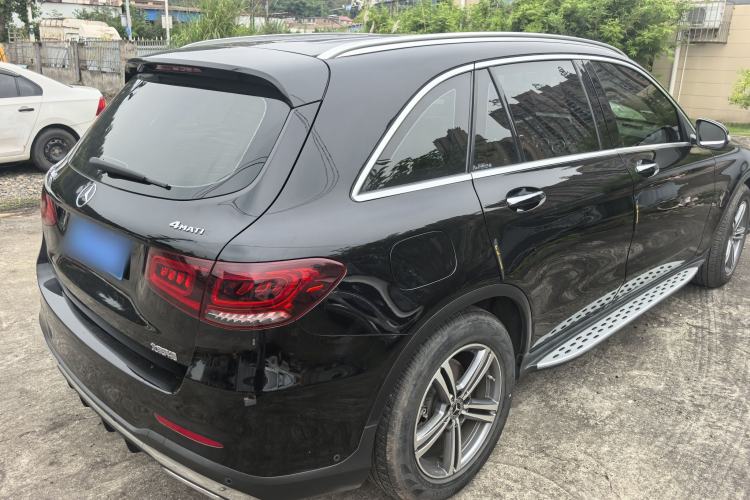 Used Mercedes-Benz GLC 2020 GLC 260 L 4MATIC Luxury Model Exterior 2