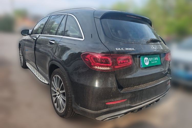 Used Mercedes-Benz GLC 2020 Facelifted GLC 300 L 4MATIC Luxury Edition Exterior 2