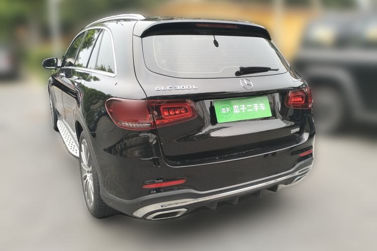 Used Mercedes-Benz GLC 2020 Facelifted GLC 300 L 4MATIC AMG-Line Exterior 2