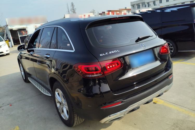 Used Mercedes-Benz GLC 2020 Facelifted GLC 260 L 4MATIC Dynamic Edition Exterior 2