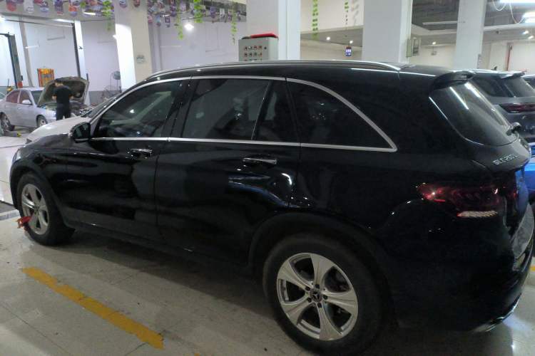 Used Mercedes-Benz GLC 2020 Facelifted GLC 260 L 4MATIC Dynamic Edition Exterior 2