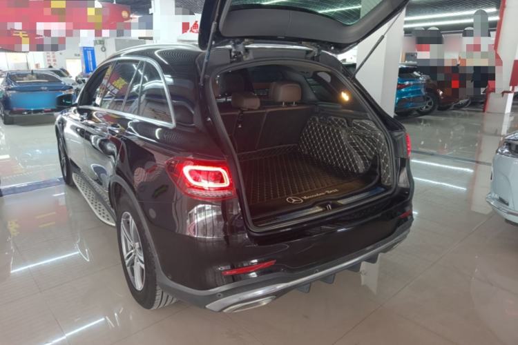 Used Mercedes-Benz GLC 2020 GLC 260 L 4MATIC Luxury Model Exterior 2