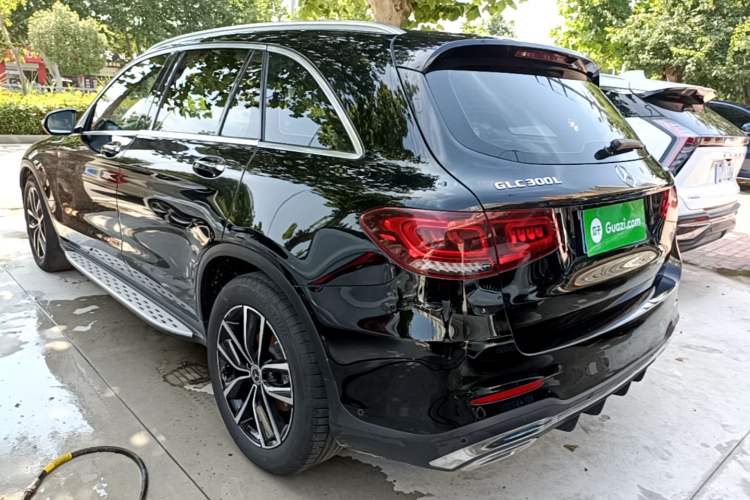 Used Mercedes-Benz GLC 2020 Facelift GLC 300 L 4MATIC Dynamic Edition Exterior 2