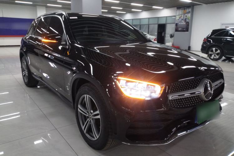 Used Mercedes-Benz GLC 2020 GLC 260 L 4MATIC Luxury Model Exterior 2