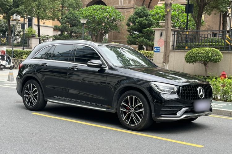 Used Mercedes-Benz GLC 2020 Facelift GLC 300 L 4MATIC Dynamic Edition Exterior 3