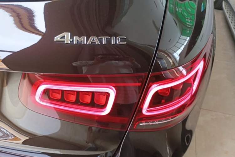 Used Mercedes-Benz GLC 2020 GLC 300 L 4MATIC Dynamic Edition Exterior 3