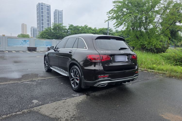 Used Mercedes-Benz GLC 2020 Facelift GLC 260 L 4MATIC Luxury Edition Exterior 3