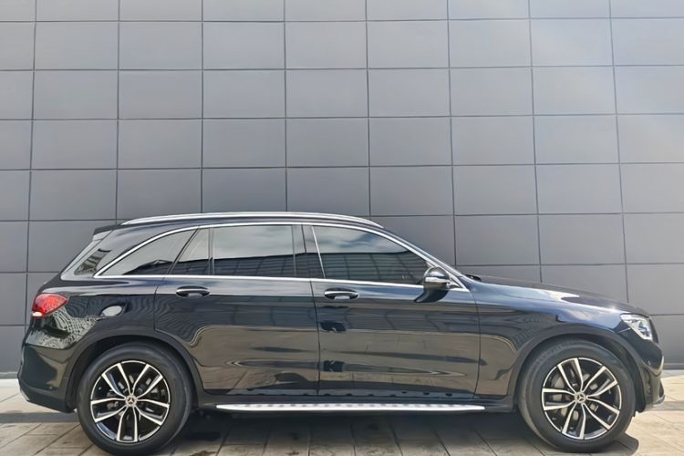 Used Mercedes-Benz GLC 2020 Facelifted GLC 260 L 4MATIC Dynamic Edition Exterior 3