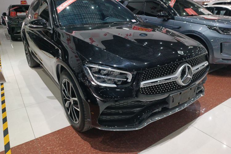 Used Mercedes-Benz GLC 2020 Facelift GLC 260 L 4MATIC Luxury Edition Exterior 3