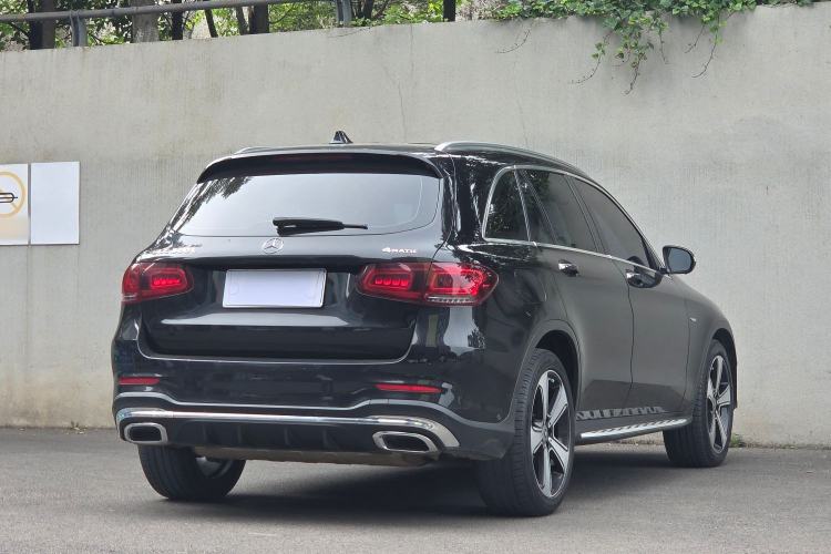 Used Mercedes-Benz GLC 2020 GLC 300 L 4MATIC Luxury Model Exterior 3