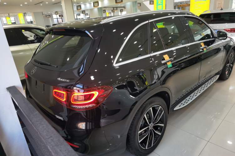 Used Mercedes-Benz GLC 2020 GLC 300 L 4MATIC Dynamic Edition Exterior 3