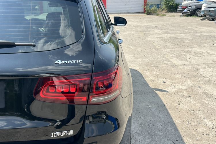 Used Mercedes-Benz GLC 2020 Facelift GLC 300 L 4MATIC Dynamic Edition Exterior 3