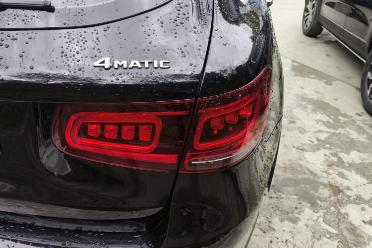 Used Mercedes-Benz GLC 2020 Facelifted GLC 300 L 4MATIC Luxury Edition Exterior 3