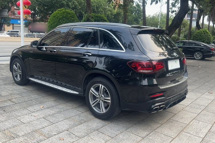 Used Mercedes-Benz GLC 2020 GLC 260 L 4MATIC Luxury Model Exterior 3