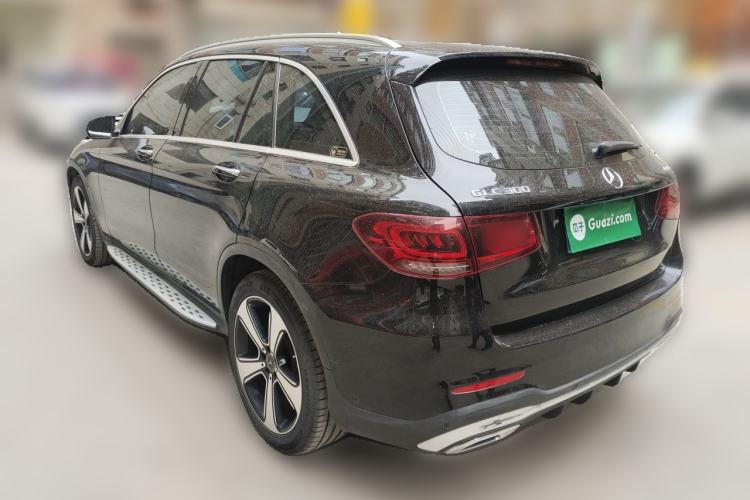 Used Mercedes-Benz GLC 2020 GLC 300 L 4MATIC Luxury Model Exterior 3